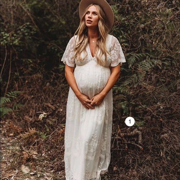 Pinkblush Dresses & Skirts - Pinkblush White Lace Overlay Maternity Dress